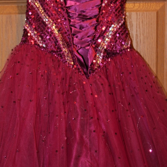💲Sale💲❤️EXCLUSIVE BY MORI LEE BALLROOM GOWN❤️HP - Picture 6 of 8